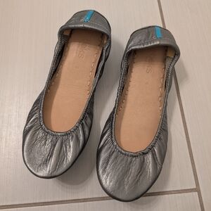 Tieks Metallic Silver Ballet Flats Size 9